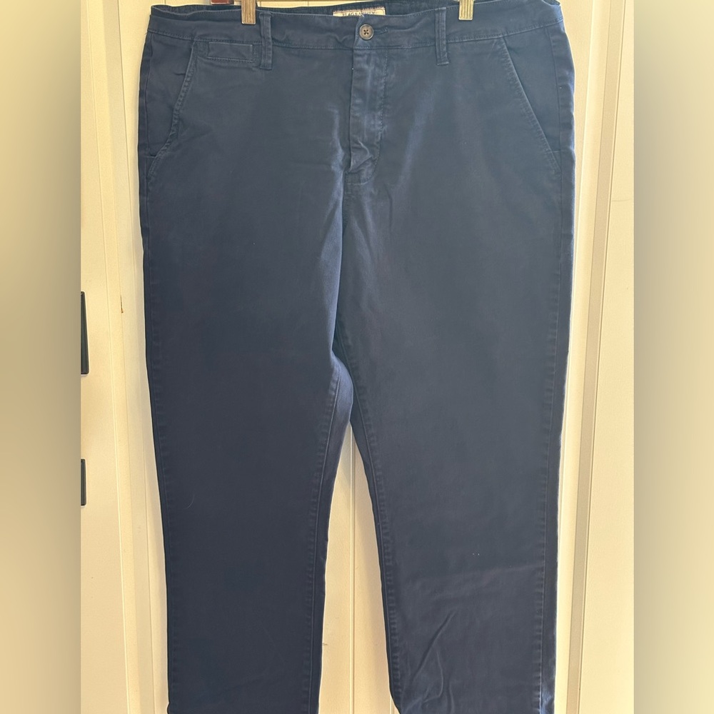 Men’s pants.  Blue 38x30.  Flag and Anthem.